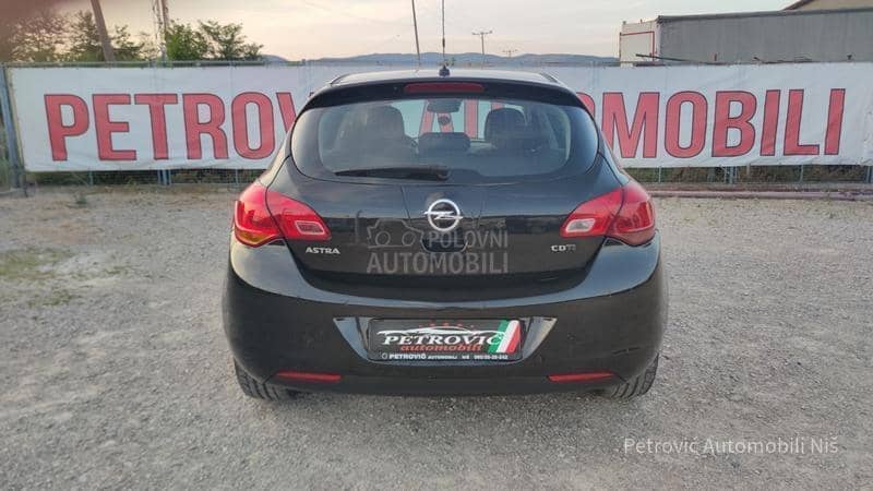 Opel Astra J 1.7 CDTi //COSMO//