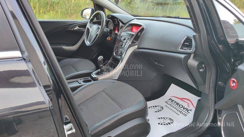 Opel Astra J 1.7 CDTi //COSMO//