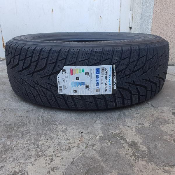 Hankook 205/55 R17 Zimska