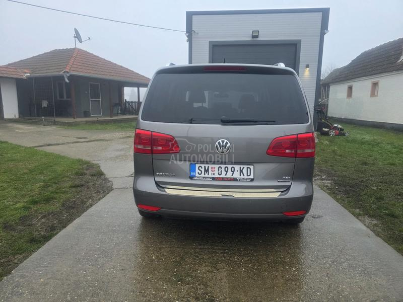 Volkswagen Touran 1.4 highline