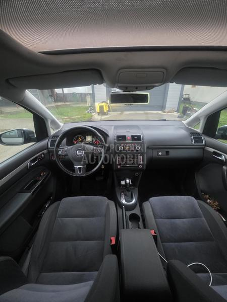Volkswagen Touran 1.4 highline