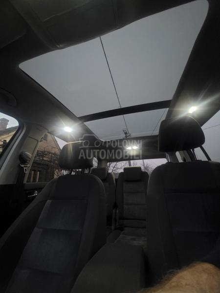 Volkswagen Touran 1.4 highline