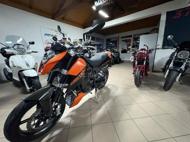 KTM DUKE 690
