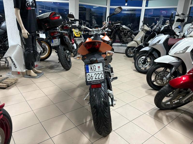 KTM DUKE 690