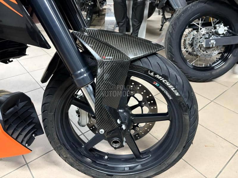 KTM DUKE 690