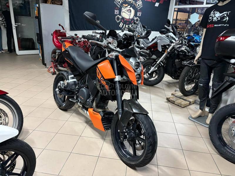 KTM DUKE 690