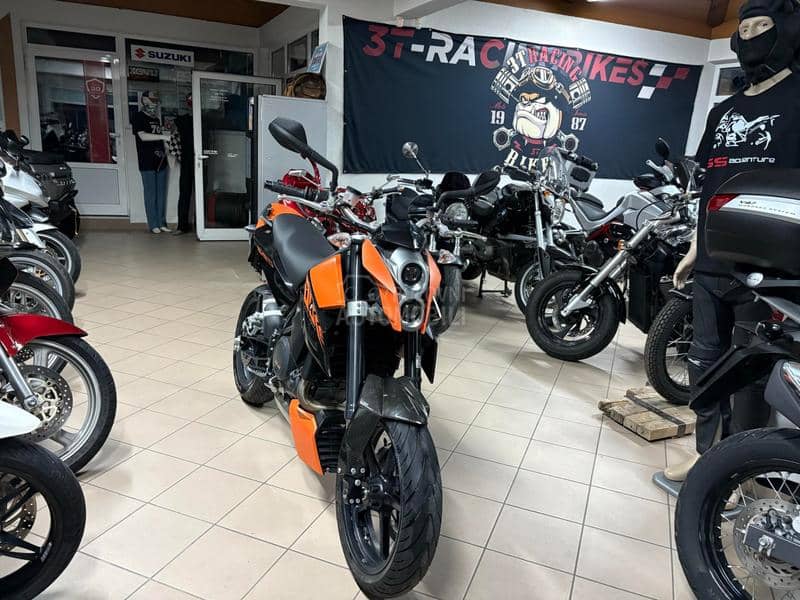 KTM DUKE 690