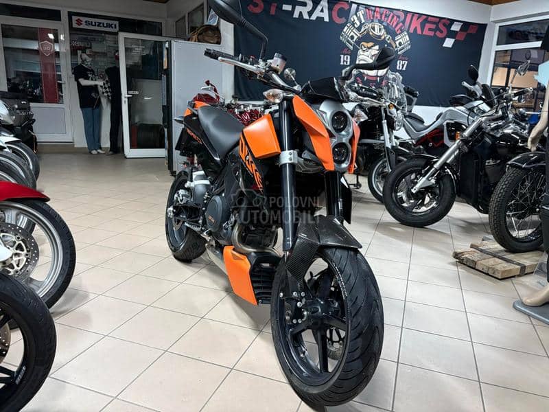 KTM DUKE 690