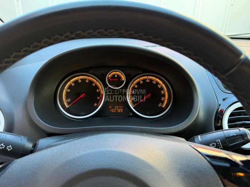 Opel Corsa D 1.4 EcoFlex CH