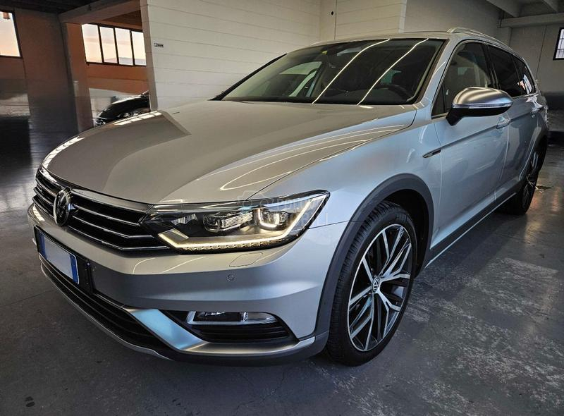 Volkswagen Passat B8 Alltrack VIRTUAL 4x4 190 DSG