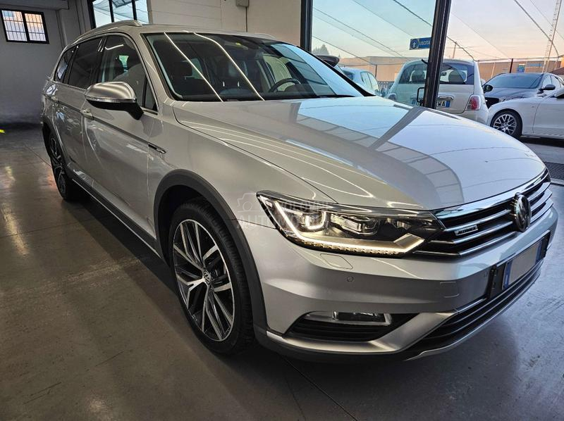 Volkswagen Passat B8 Alltrack VIRTUAL 4x4 190 DSG