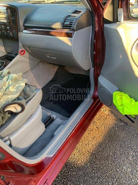 Suzuki Grand Vitara XL7