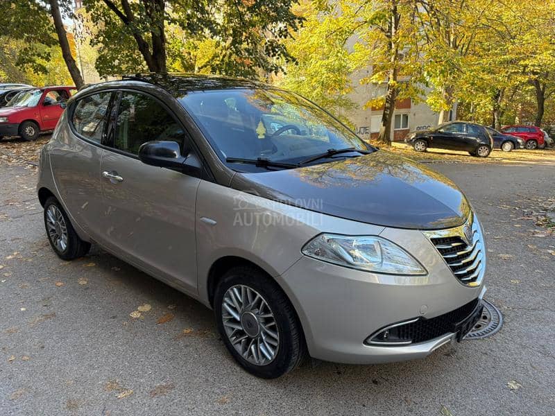 Lancia Ypsilon 