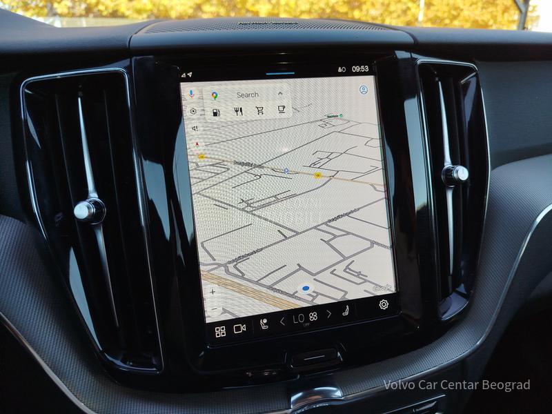 Volvo XC60 B4 AWD PLUS DARK