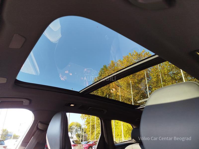 Volvo XC60 B4 AWD PLUS DARK