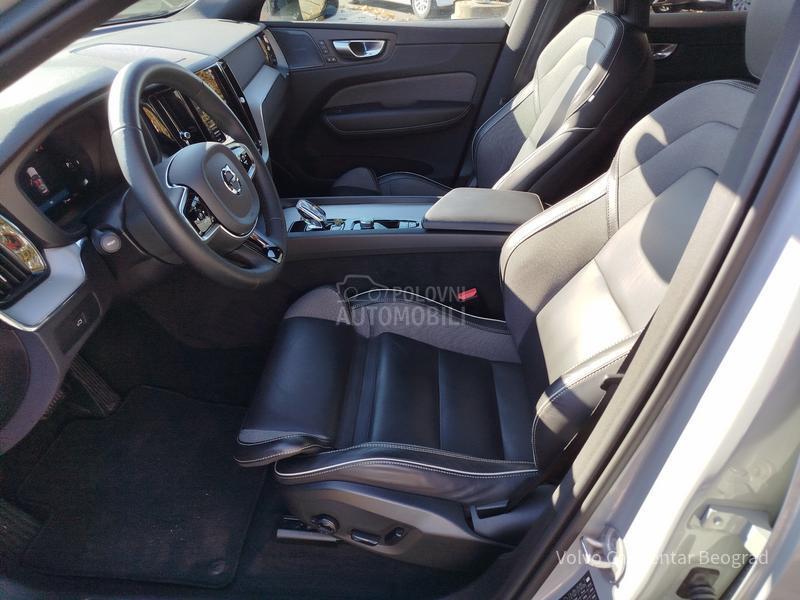 Volvo XC60 B4 AWD PLUS DARK