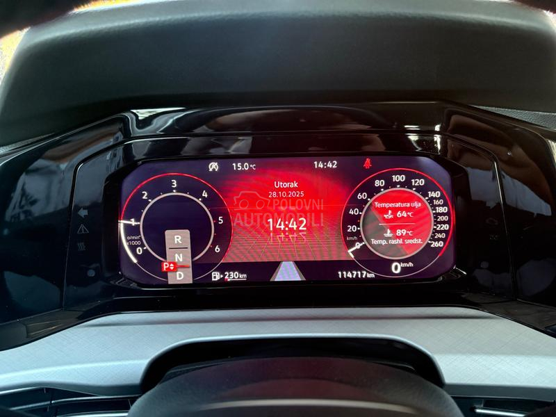 Volkswagen Golf 8 2.0 TDi DSG