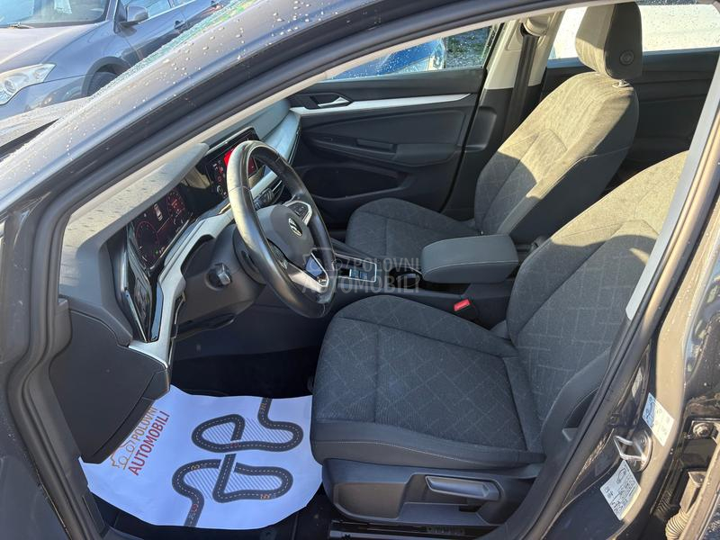 Volkswagen Golf 8 2.0 TDi DSG