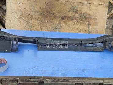 plastika oko brisaca za Opel Meriva