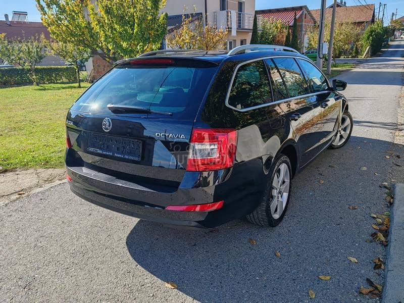 Škoda Octavia 20TDI DSG