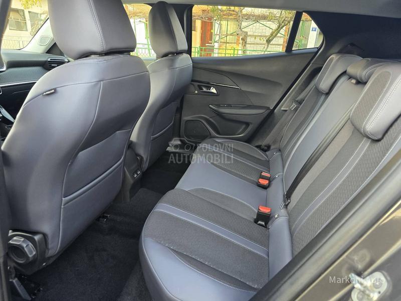 Peugeot 2008 1.5 HDI/AUT/Allure