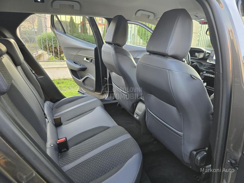 Peugeot 2008 1.5 HDI/AUT/Allure