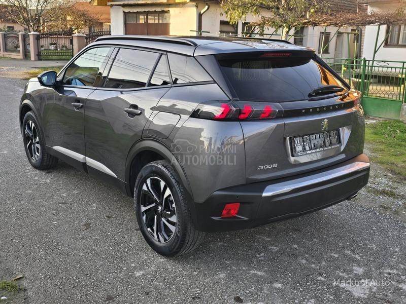 Peugeot 2008 1.5 HDI/AUT/Allure