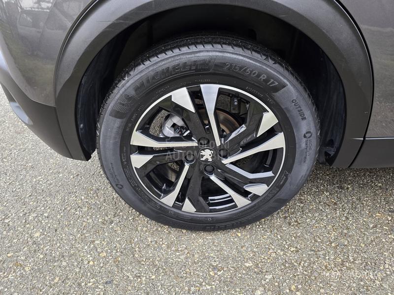 Peugeot 2008 1.5 HDI/AUT/Allure