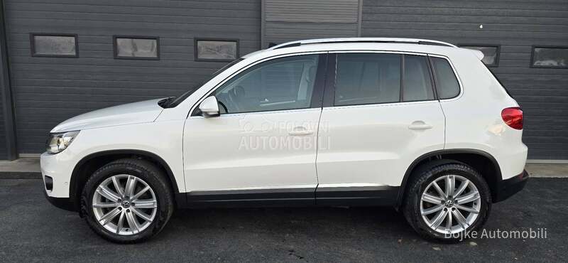 Volkswagen Tiguan 2.0TDI HIGHLINE LED