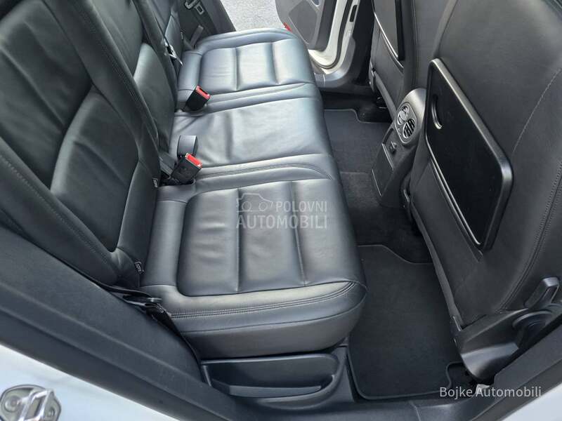 Volkswagen Tiguan 2.0TDI HIGHLINE LED