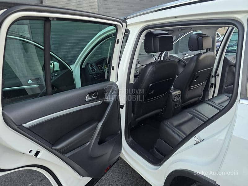 Volkswagen Tiguan 2.0TDI HIGHLINE LED