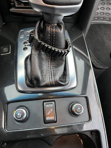 Infiniti FX30 s
