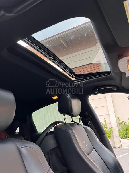 Infiniti FX30 s