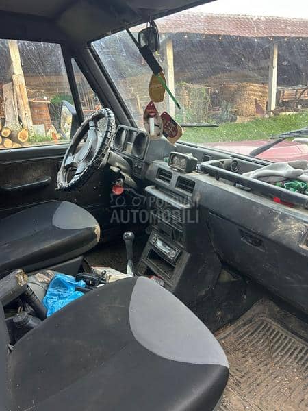 Mitsubishi Pajero 2.3