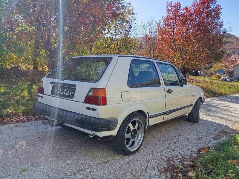 Volkswagen Golf 2 1.8 GTI