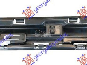 NOSAC PLASTICNE SAJTNE SREDNJI za BMW X1 od 2015. do 2019. god.