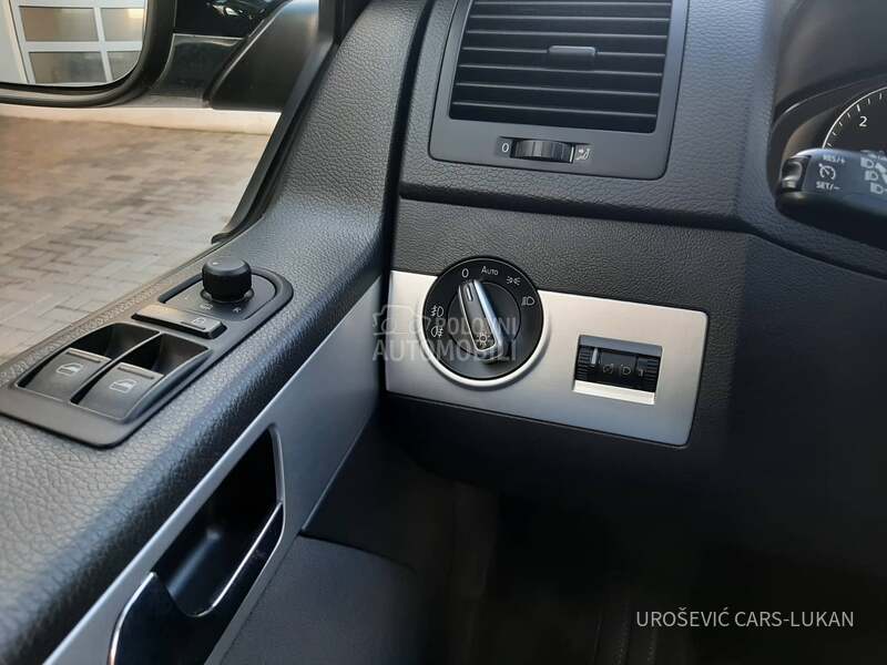 Volkswagen Multivan DSG CUP 7 mesta CH