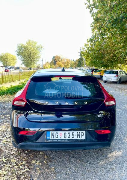 Volvo V40 1960kb