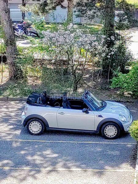 MINI Cooper 1.6
