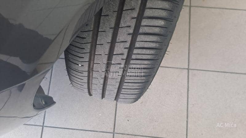 Peugeot 208 1.2NAV KAM LED 73000