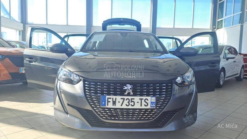 Peugeot 208 1.2NAV KAM LED 73000