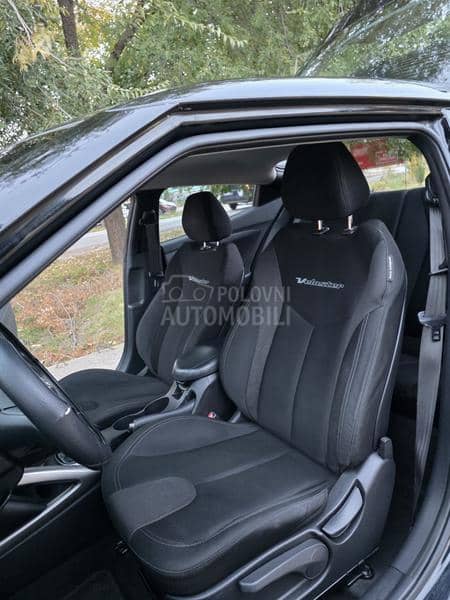 Hyundai Veloster 1,6-GDI.SWIS.NOV.