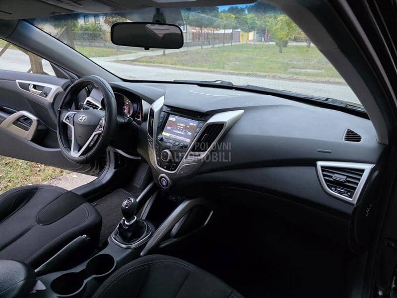 Hyundai Veloster 1,6-GDI.SWIS.NOV.