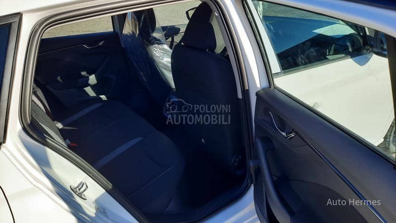 Škoda Scala Essence 1,0 TSI