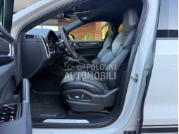 Porsche Cayenne S slika 21