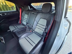 Porsche Cayenne S slika 28