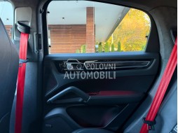 Porsche Cayenne S slika 32