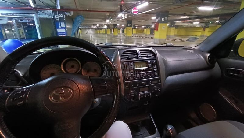 Toyota RAV 4 2.0 TDI