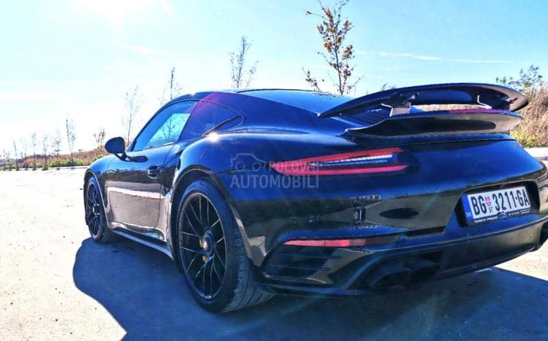 Porsche 911 Turbo S