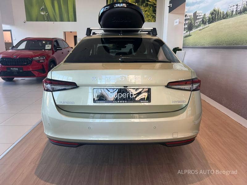 Škoda Superb 1.5 TSI  DSG